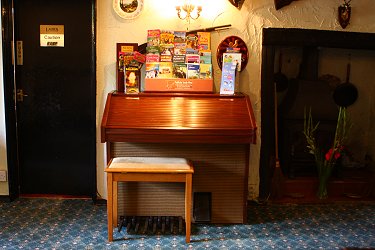 cornwood-inn-organ.jpg