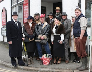 moreton-food-festival-revellers.jpg