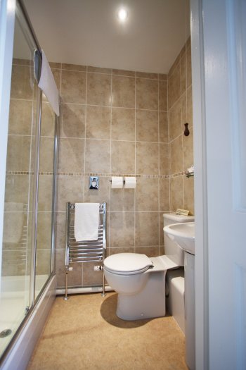 old-dairy-yelverton-review-room-2-shower.jpg