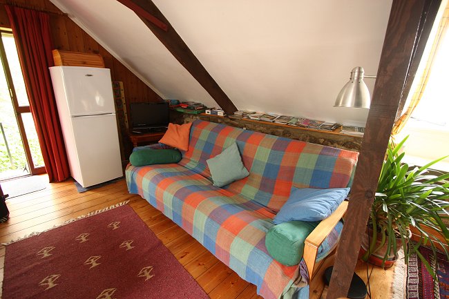 easdon-cottage-studio-couch.jpg