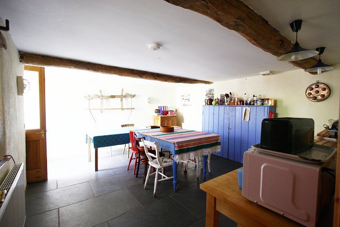 sparrowhawk-kitchen-beams.jpg