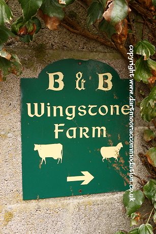 wingstone-cottage-visit-sign.jpg